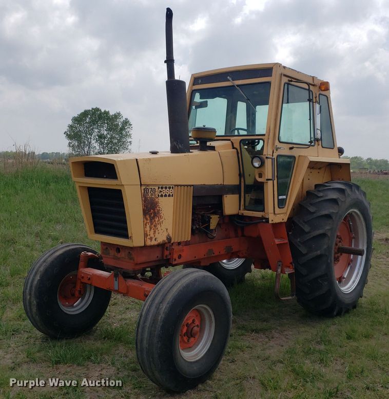 image for item LT9757 1973 Case 1070  tractor