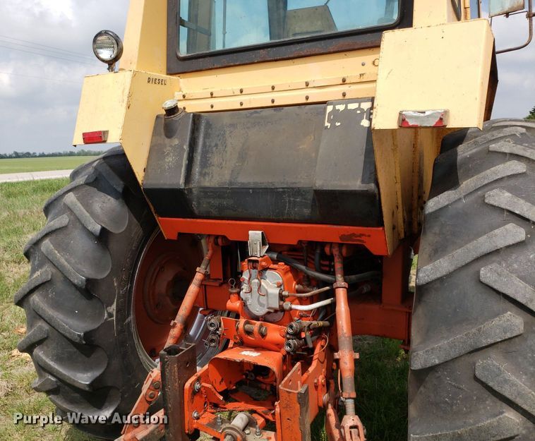 image for item LT9757 1973 Case 1070  tractor