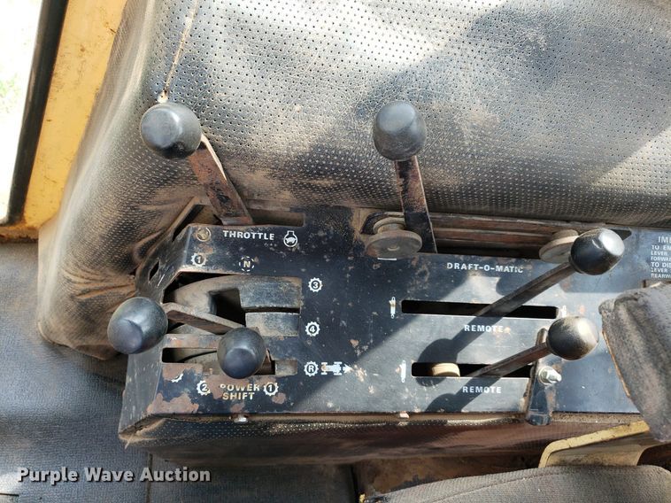 image for item LT9757 1973 Case 1070  tractor