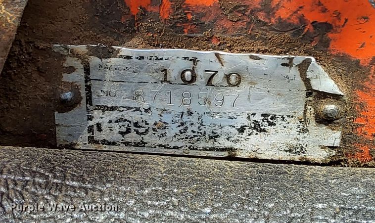 image for item LT9757 1973 Case 1070  tractor