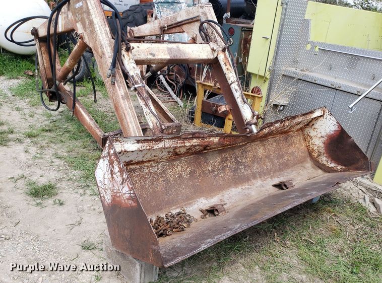 image for item LT9758 Great Bend 890  loader