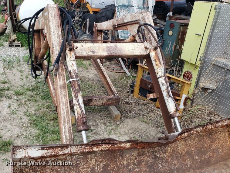 image for item LT9758 Great Bend 890  loader