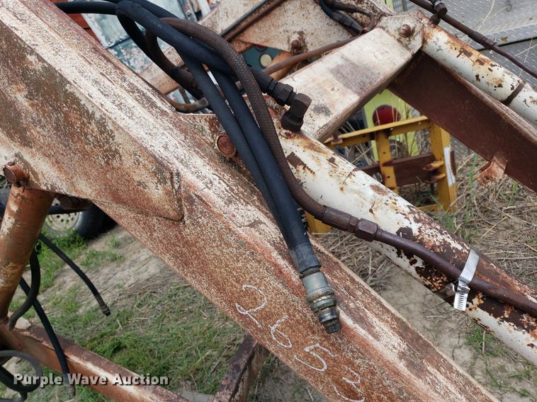 image for item LT9758 Great Bend 890  loader