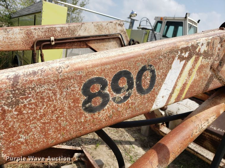 image for item LT9758 Great Bend 890  loader