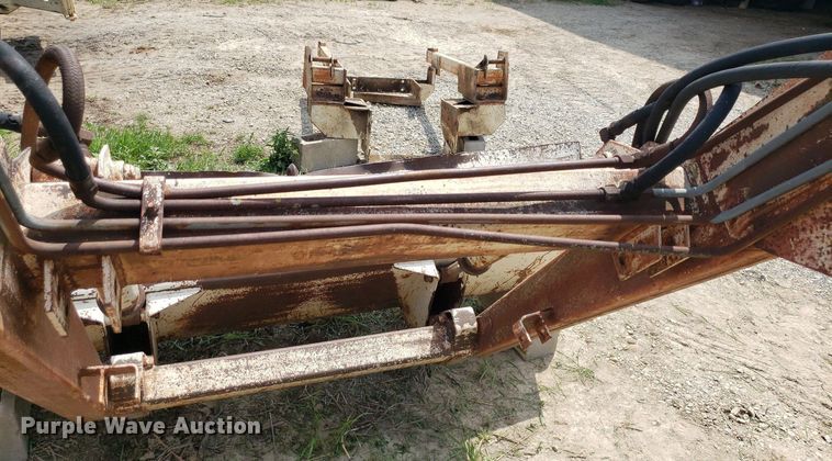 image for item LT9758 Great Bend 890  loader