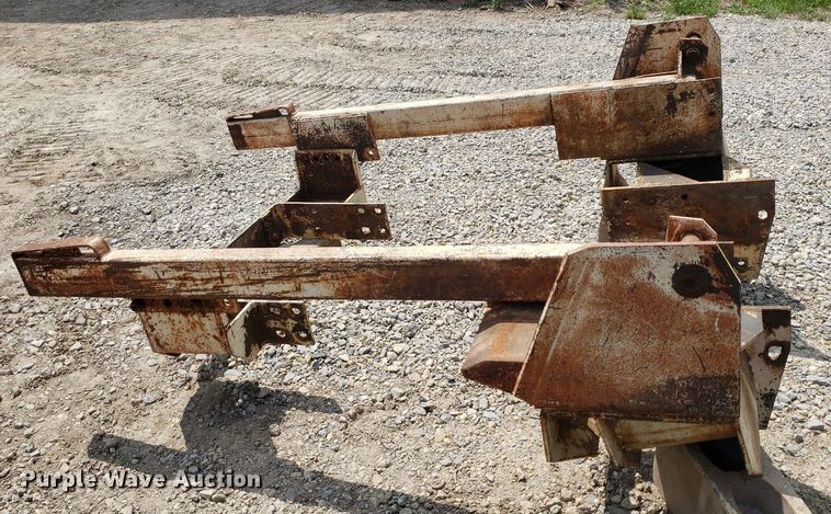 image for item LT9758 Great Bend 890  loader