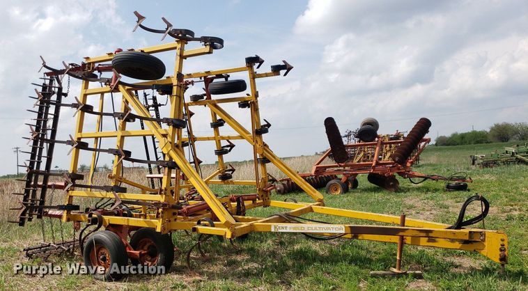 image for item LT9760 Kent  field cultivator