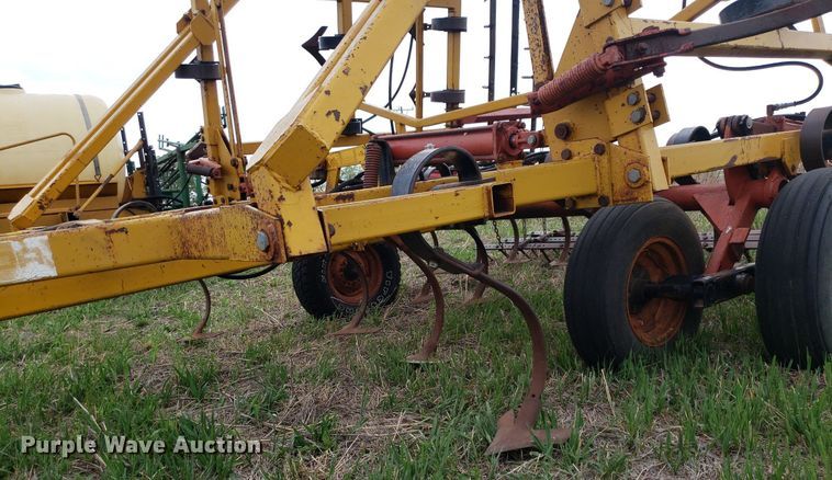 image for item LT9760 Kent  field cultivator