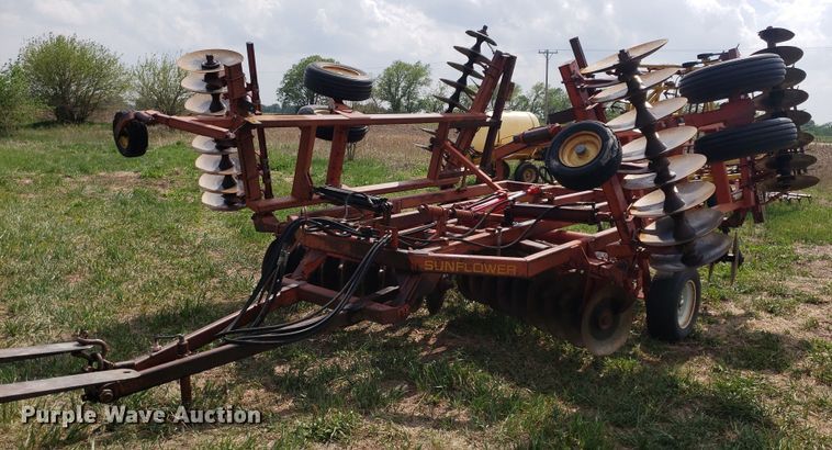 image for item LT9761 Sunflower  double off-set disk