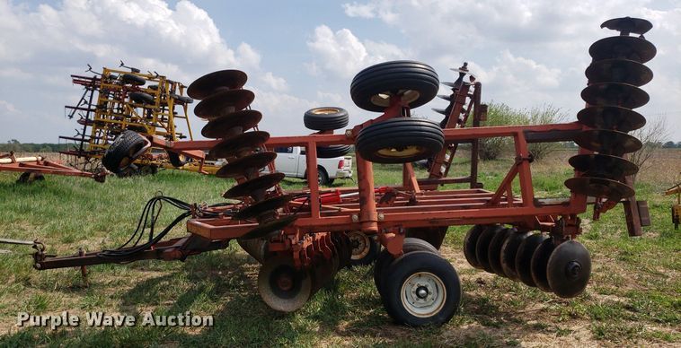 image for item LT9761 Sunflower  double off-set disk