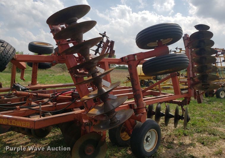 image for item LT9761 Sunflower  double off-set disk