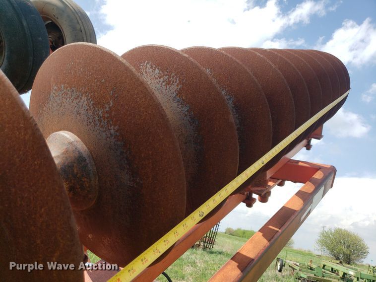 image for item LT9762 Miller  disk