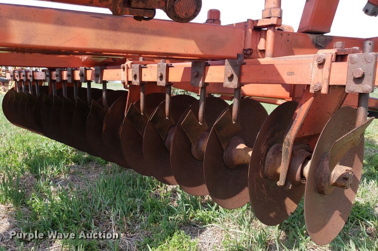 image for item LT9762 Miller  disk