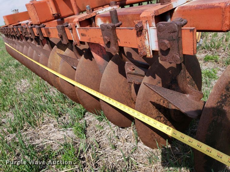 image for item LT9762 Miller  disk