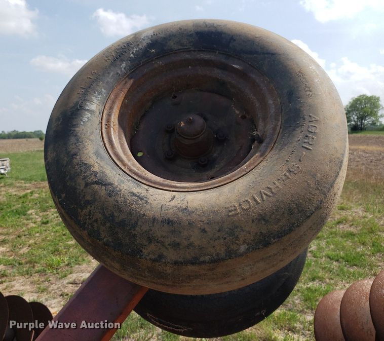 image for item LT9762 Miller  disk