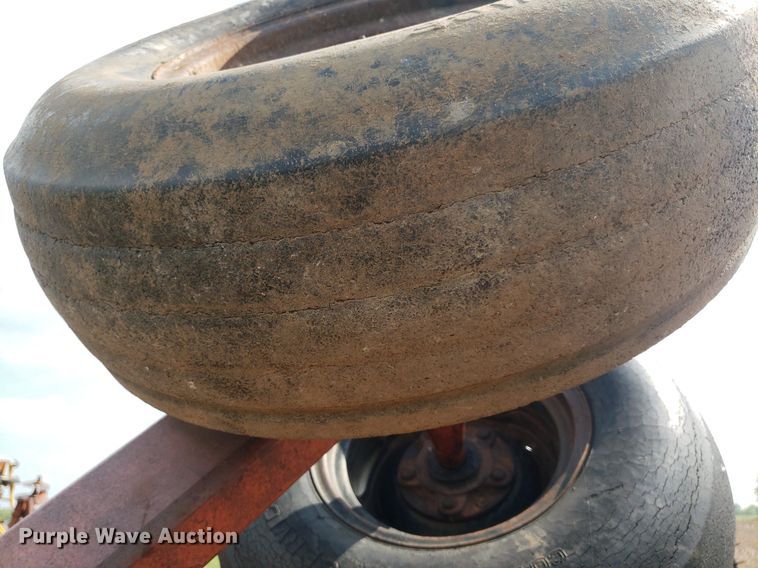 image for item LT9762 Miller  disk