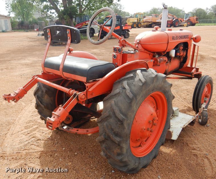 image for item LT9775 1954 Allis Chalmers B  tractor