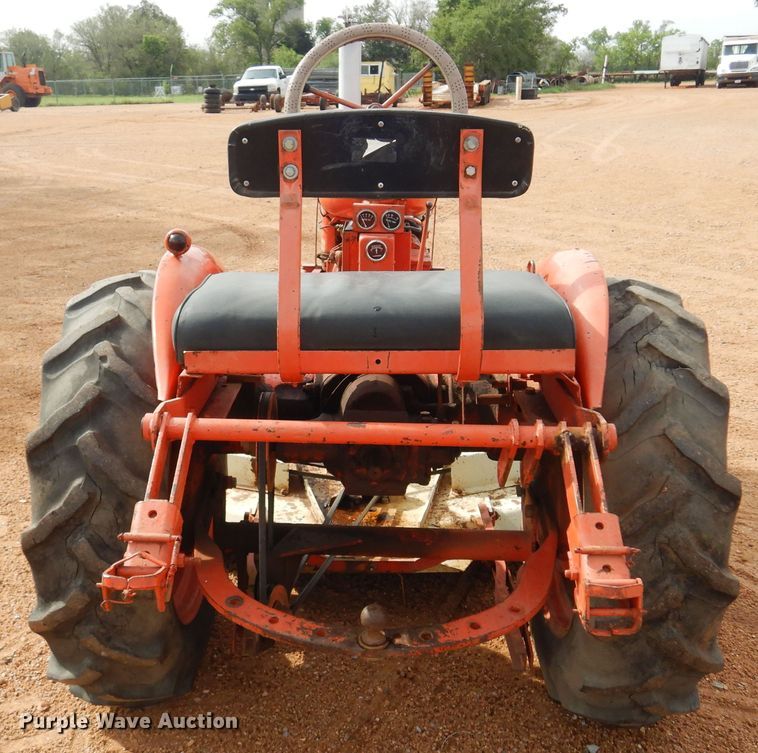 image for item LT9775 1954 Allis Chalmers B  tractor