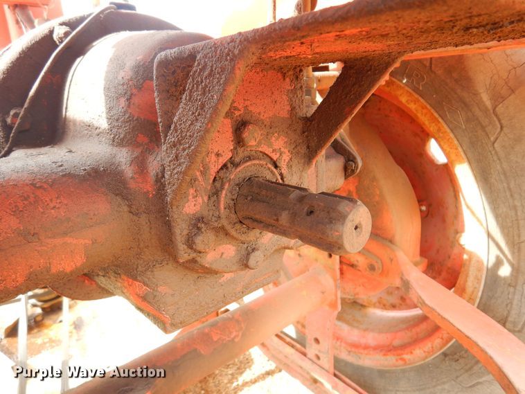 image for item LT9775 1954 Allis Chalmers B  tractor