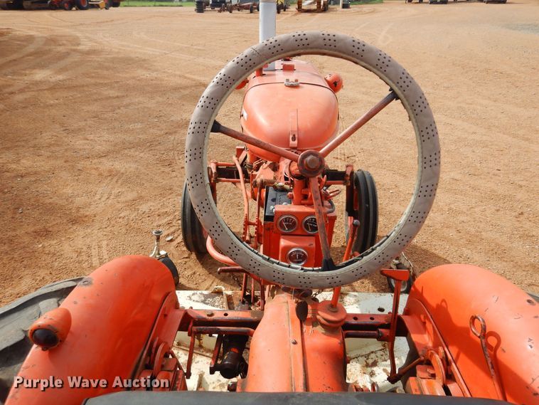 image for item LT9775 1954 Allis Chalmers B  tractor