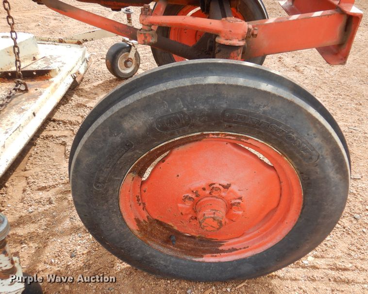 image for item LT9775 1954 Allis Chalmers B  tractor