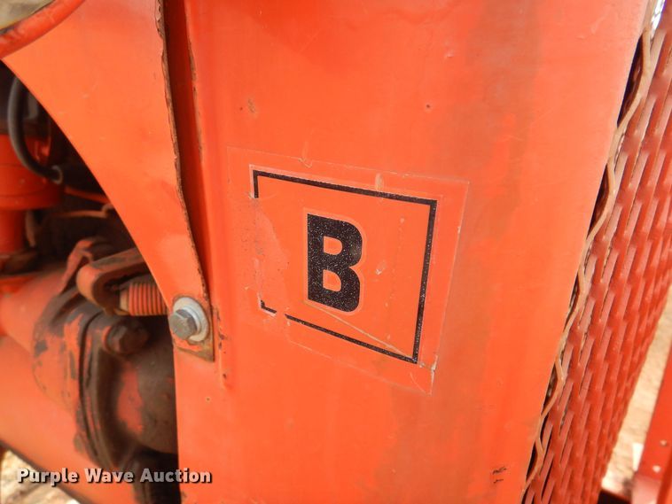 image for item LT9775 1954 Allis Chalmers B  tractor