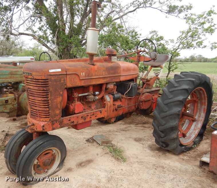 image for item LT9780 1941 Farmall M  tractor