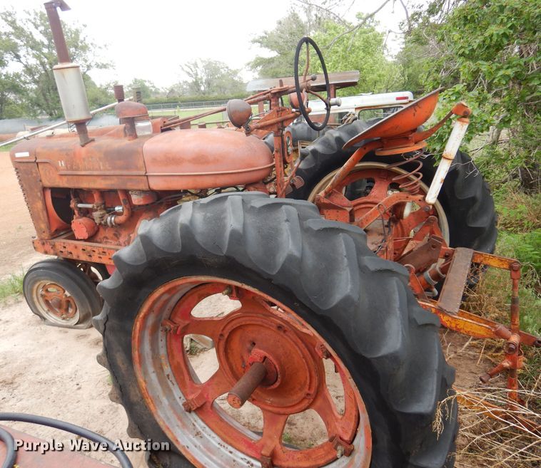 image for item LT9780 1941 Farmall M  tractor