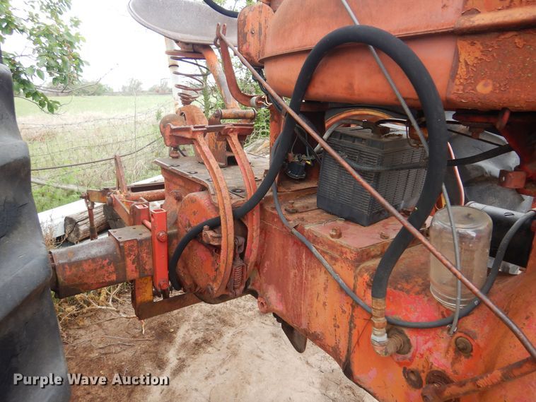 image for item LT9780 1941 Farmall M  tractor