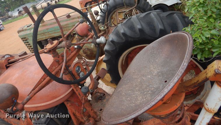 image for item LT9780 1941 Farmall M  tractor