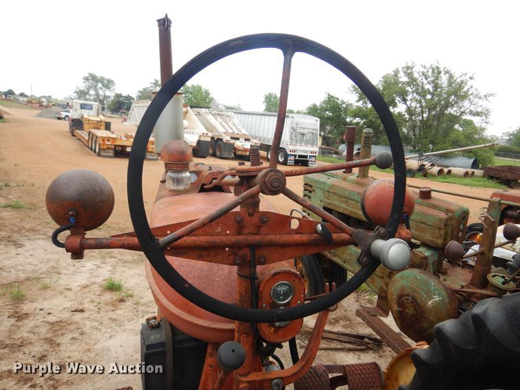 image for item LT9780 1941 Farmall M  tractor