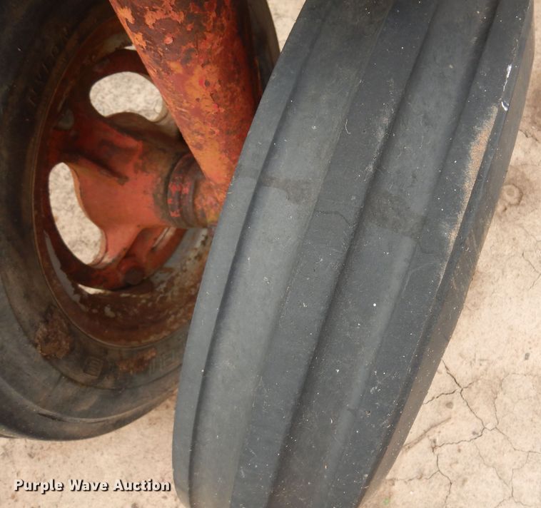 image for item LT9780 1941 Farmall M  tractor