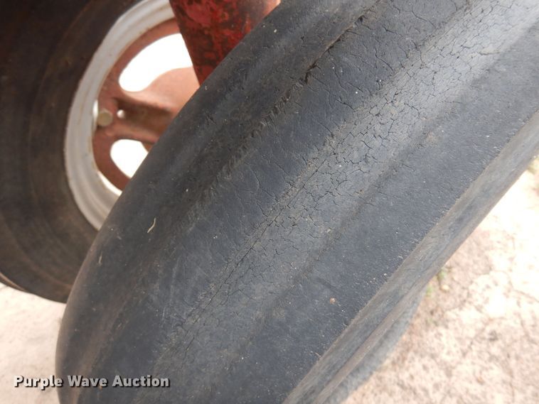 image for item LT9780 1941 Farmall M  tractor