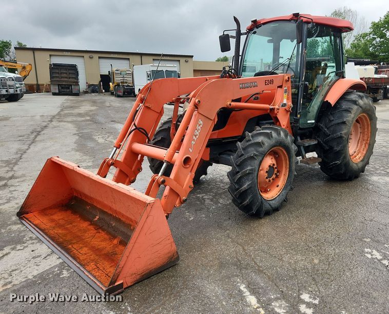 image for item LX9582 Kubota M9540  MFWD tractor