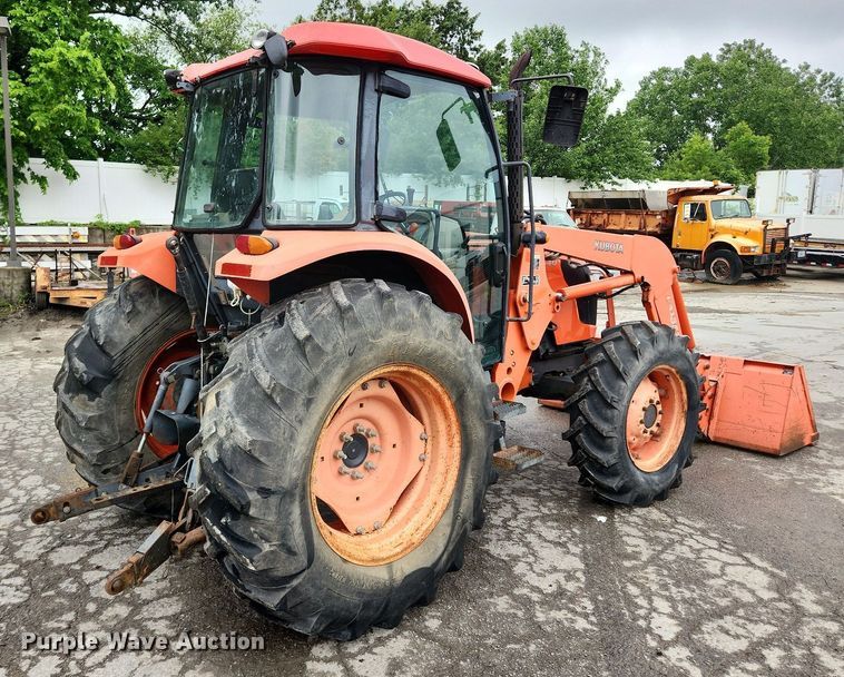 image for item LX9582 Kubota M9540  MFWD tractor