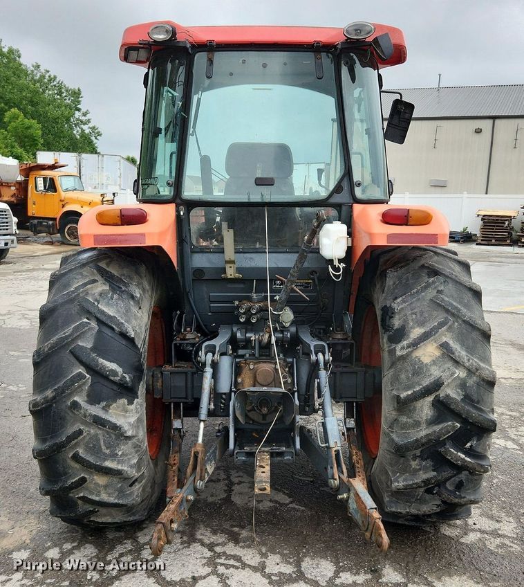 image for item LX9582 Kubota M9540  MFWD tractor