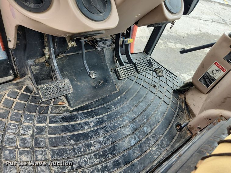 image for item LX9582 Kubota M9540  MFWD tractor