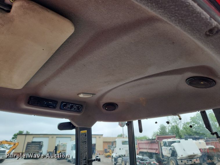 image for item LX9582 Kubota M9540  MFWD tractor