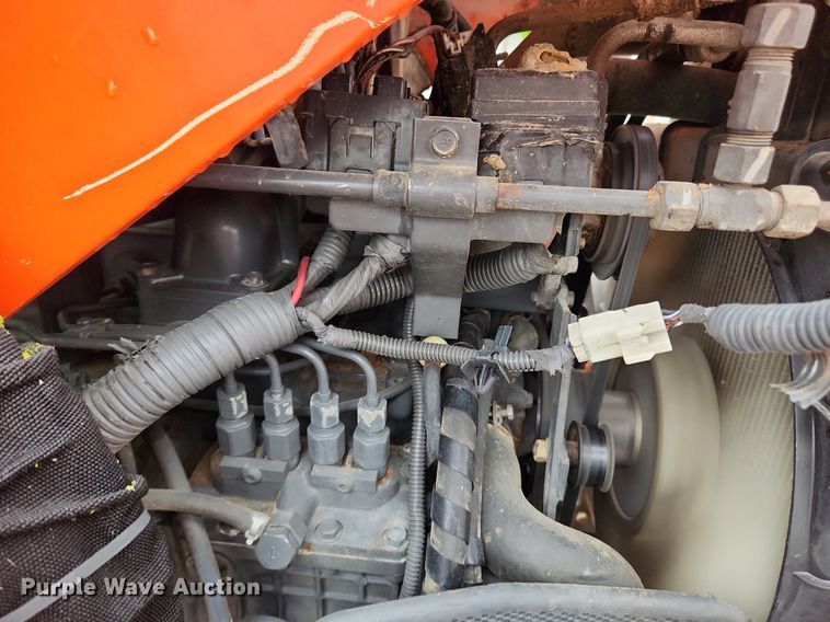 image for item LX9582 Kubota M9540  MFWD tractor