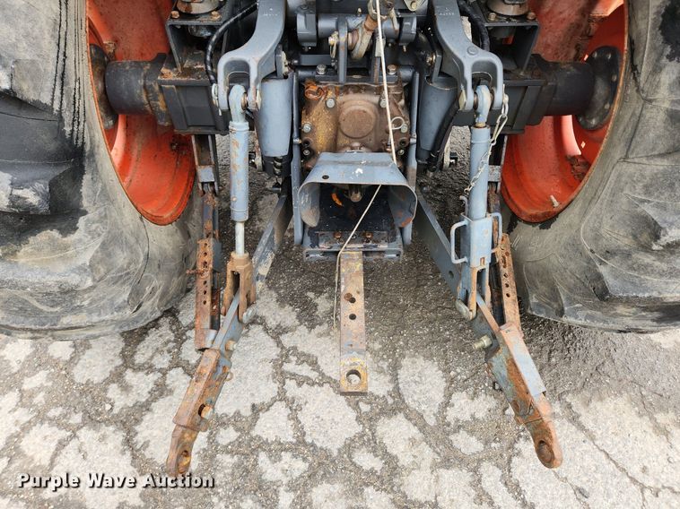 image for item LX9582 Kubota M9540  MFWD tractor