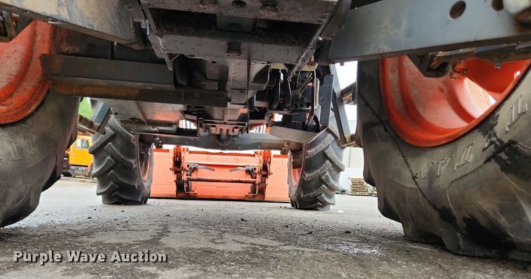 image for item LX9582 Kubota M9540  MFWD tractor