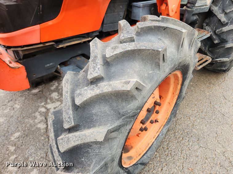 image for item LX9582 Kubota M9540  MFWD tractor