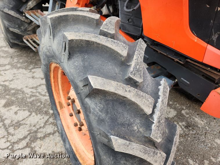 image for item LX9582 Kubota M9540  MFWD tractor