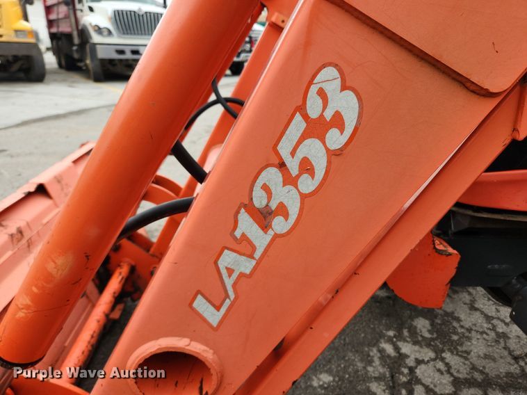 image for item LX9582 Kubota M9540  MFWD tractor