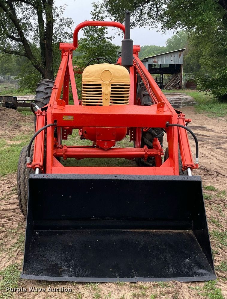 image for item LY9678 1955 Case 411  tractor