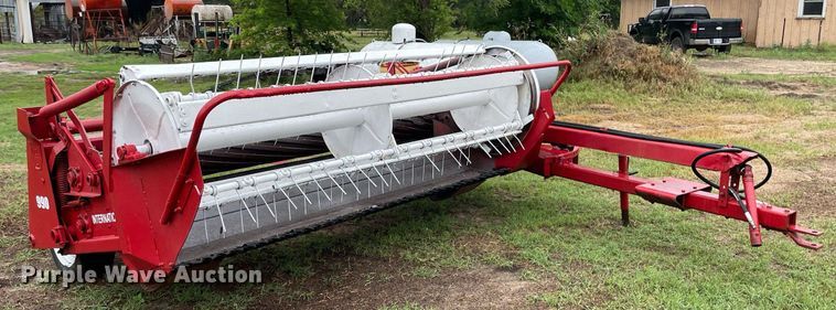 image for item LY9679 International 990  swather / windrower