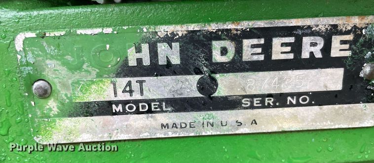 image for item LY9681 John Deere 14T  small square baler