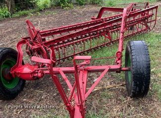 image for item LY9682 David Bradley 4135733  hay rake