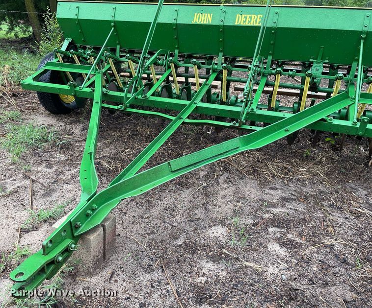 image for item LY9683 John Deere  grain drill