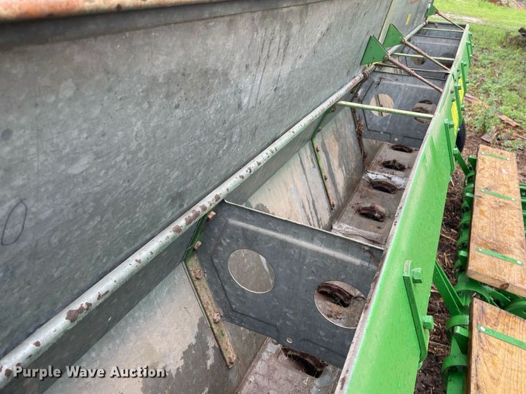 image for item LY9683 John Deere  grain drill
